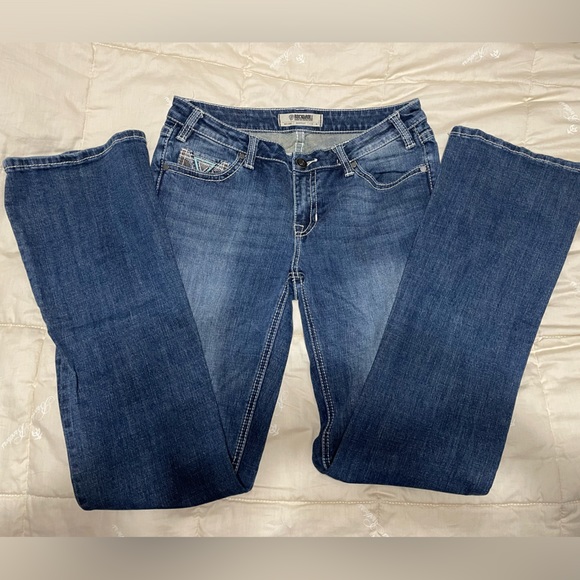 Woman’s rock and roll jean. - Picture 3 of 5